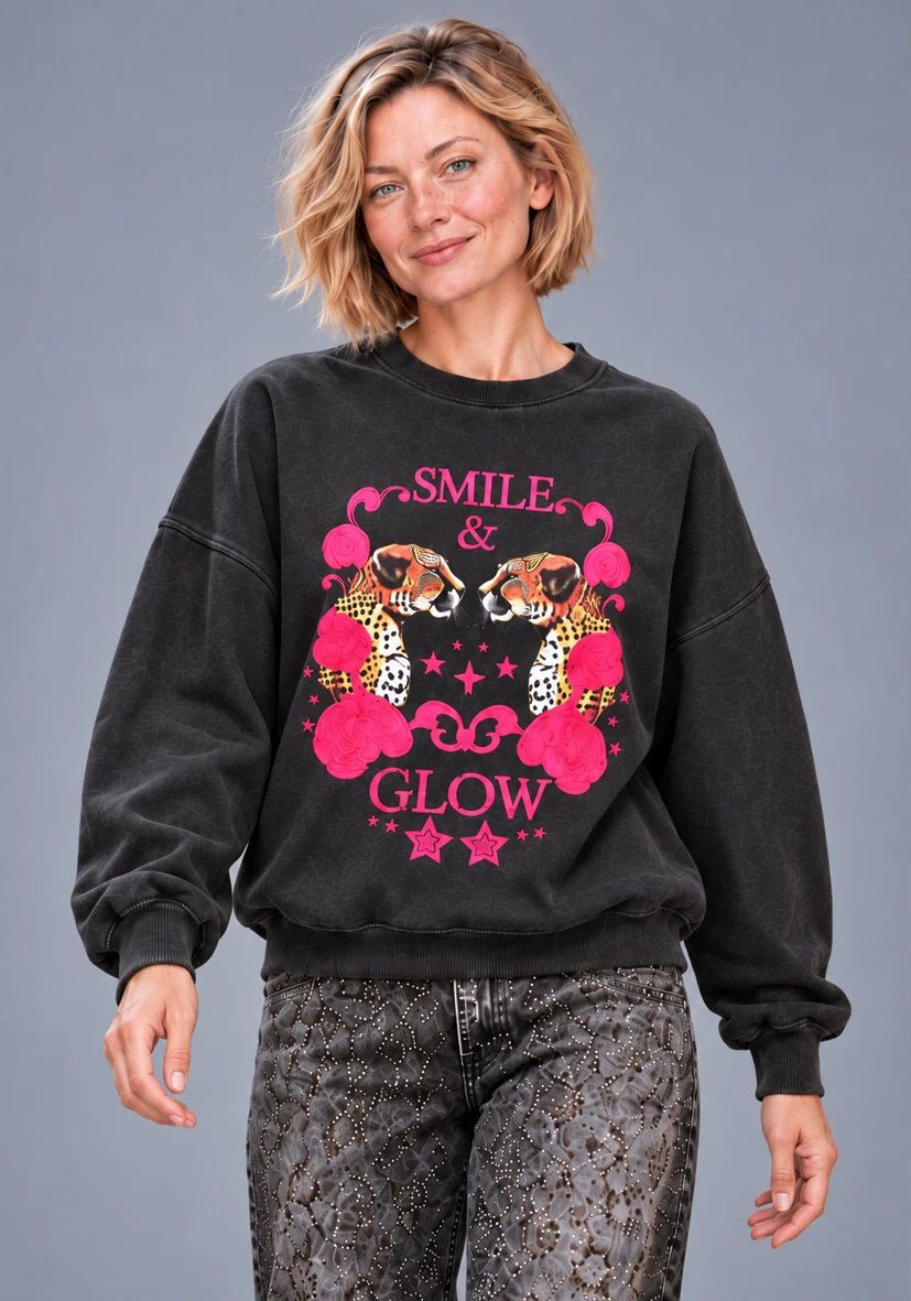Roundneck Smile & Glow